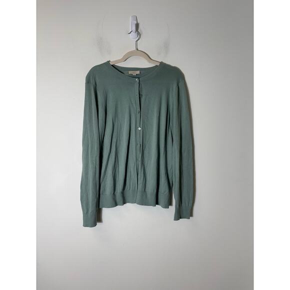 Woman's bundle of 3 Name Brand Tops Sz XL - Picture 3 of 4